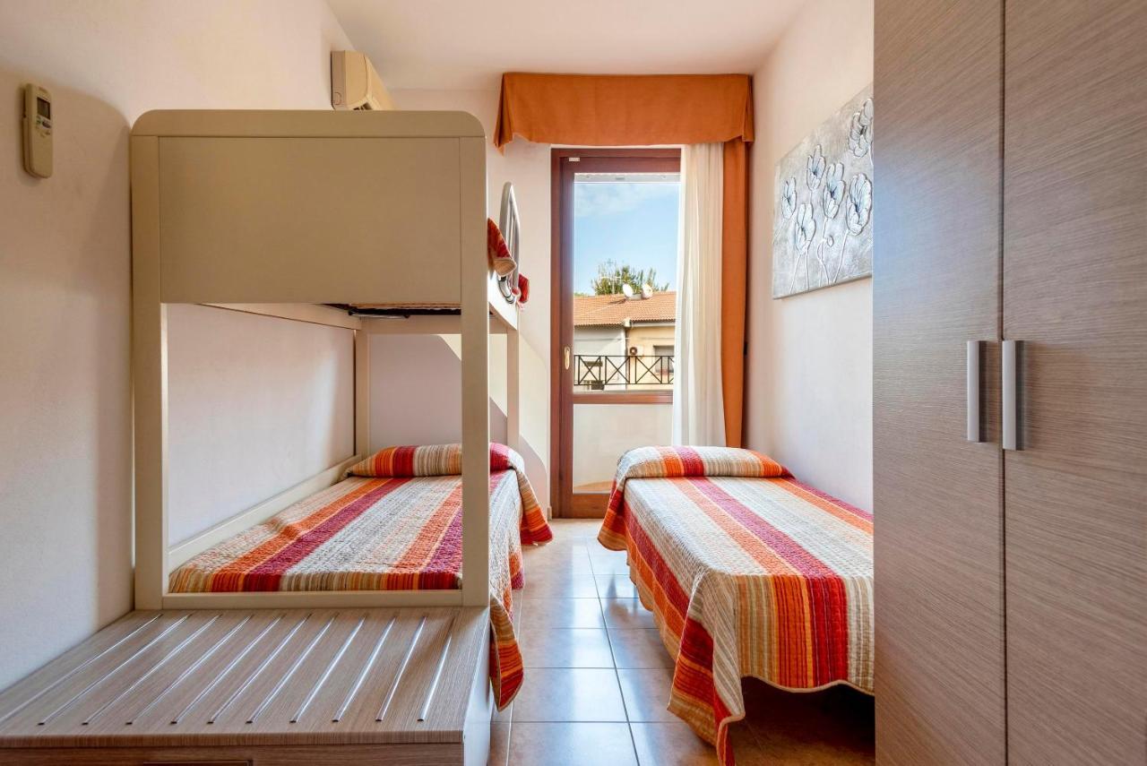 Egeo Apartment Алгеро Екстериор снимка