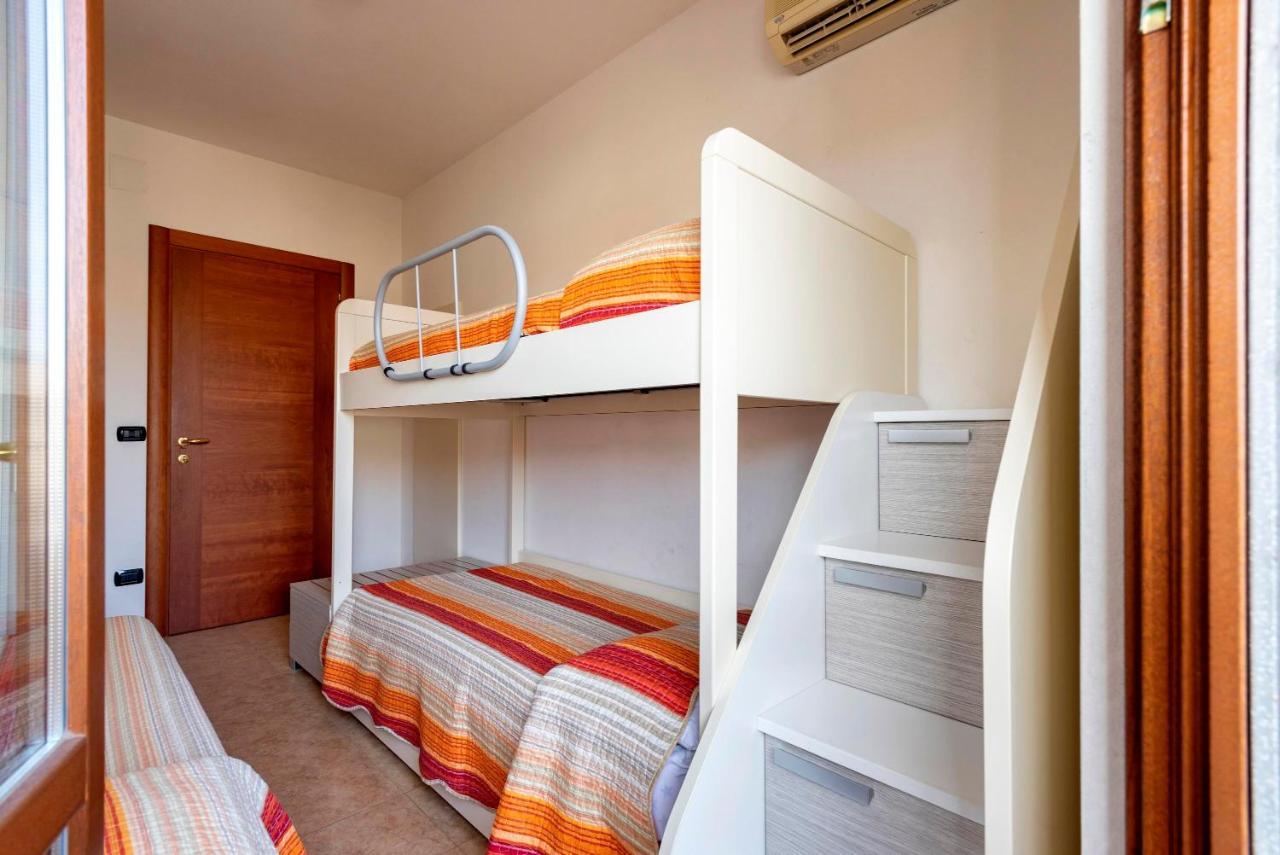 Egeo Apartment Алгеро Екстериор снимка